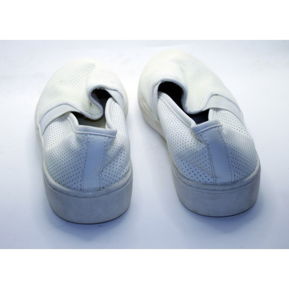 Time True White shoes